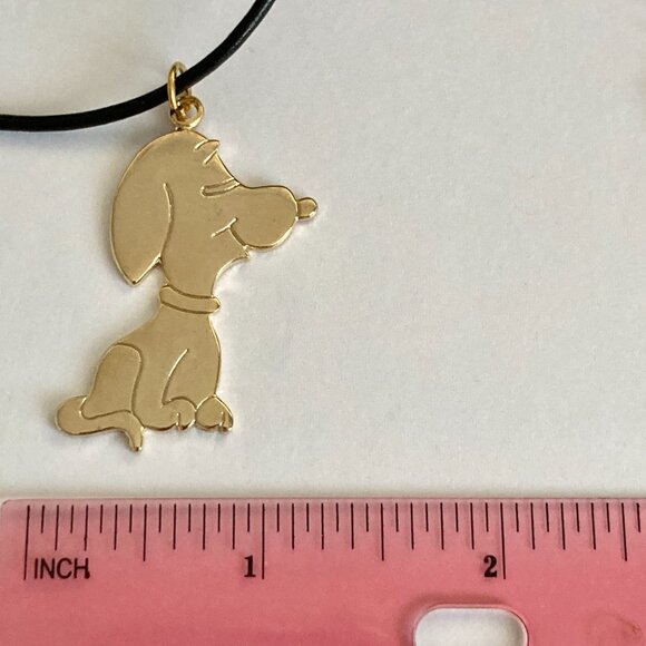 Vintage Snoopy Necklace Pendant Gold Tone Peanuts Cartoon Dangle Dog Peanuts 24" - Picture 11 of 12